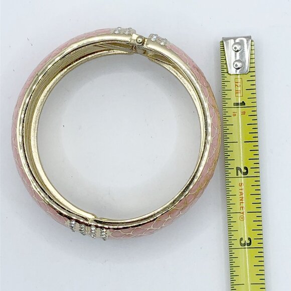 Vintage pink and gold tone mermaid rhinestone hinged bracelet - Picture 7 of 11
